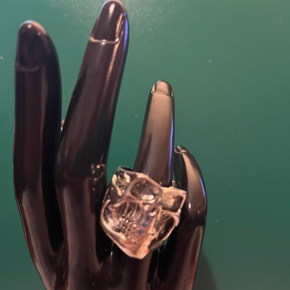 Small Creepy Skull Biker's Ring